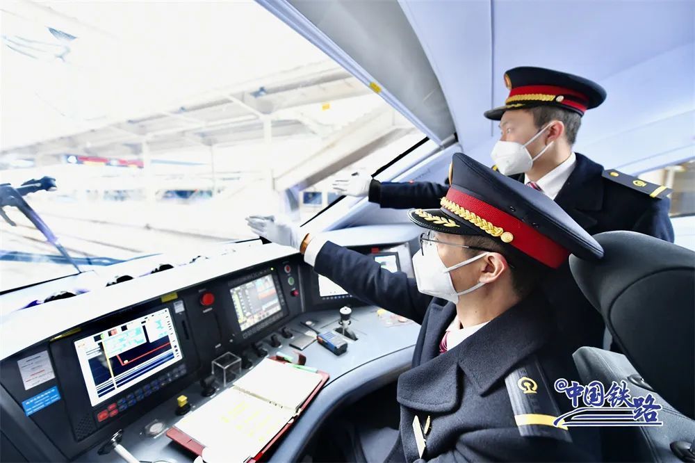 2023年的首次亮相!复兴号新车来了!