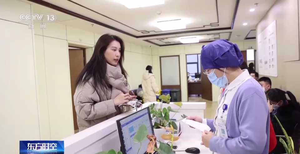 关于24小时专业跑腿服务	陪诊跑腿服务手续代办票贩子挂号电话，打开有联系方式的信息