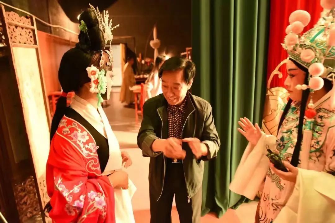 著名晋剧演员 e31f33bdedad412da3db531c2b14b77d.jpg