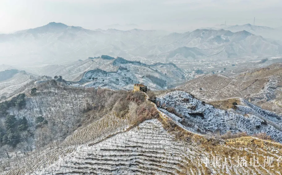 唐山遵化：雪后长城美如画