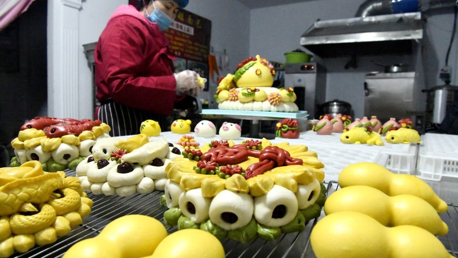 邯郸广平：非遗花馍赶制忙 红红火火迎新春