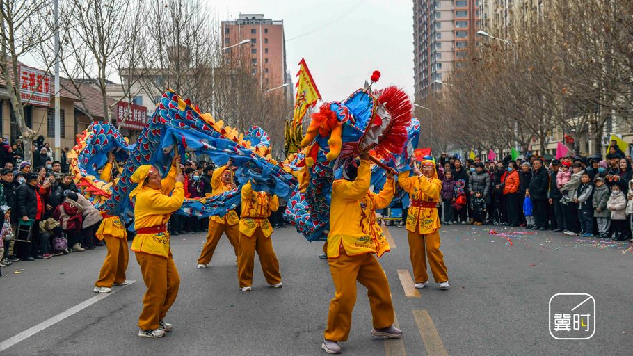 唐山遵化：民俗演出迎元宵
