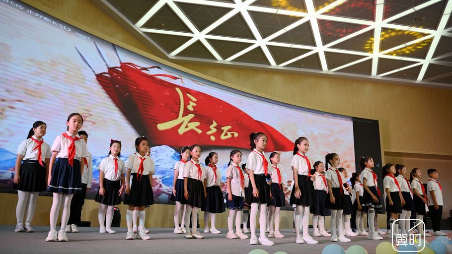 邯郸：多彩活动迎“六一”