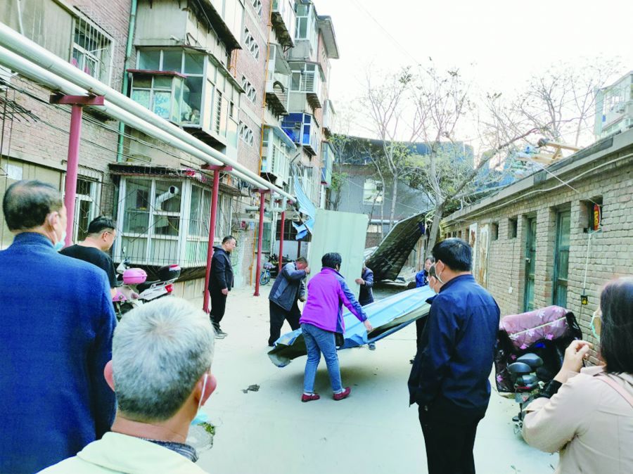 社区 大风无情人有情,社区救助暖人心