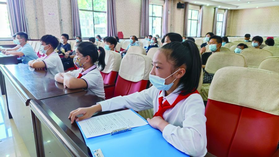 社区 新华区&ldquo;青春有我，心系新华&rdquo;返乡大学生志愿服务活动暨&ldquo;五个一&rdquo;教育实践活动启动仪式