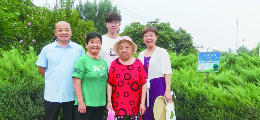 社区 夏淑华一家