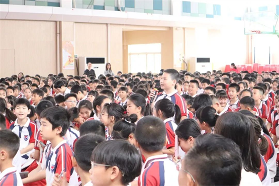 博实乐“星光计划”第三季：作家黄颖瞾与碧桂花城学子共赴创作之旅！