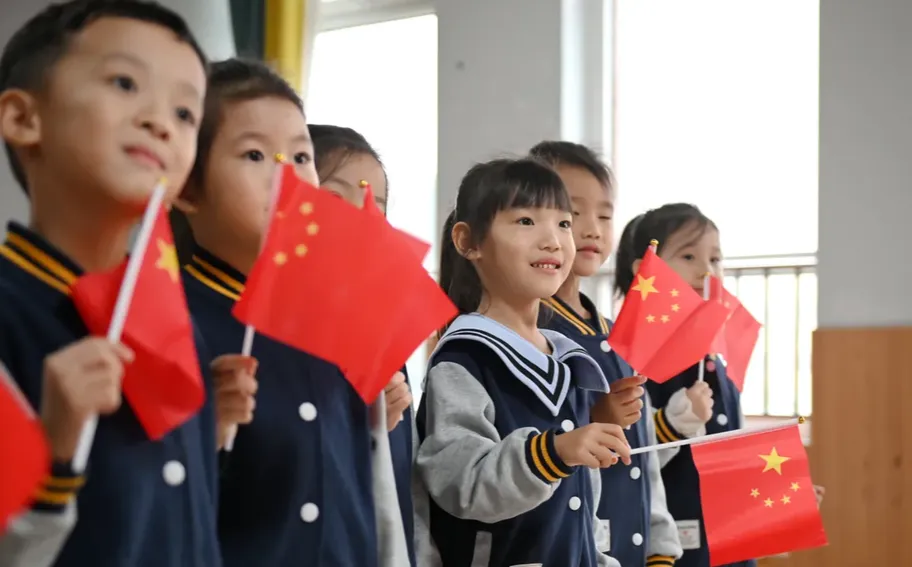邯郸：童心向党 喜迎国庆